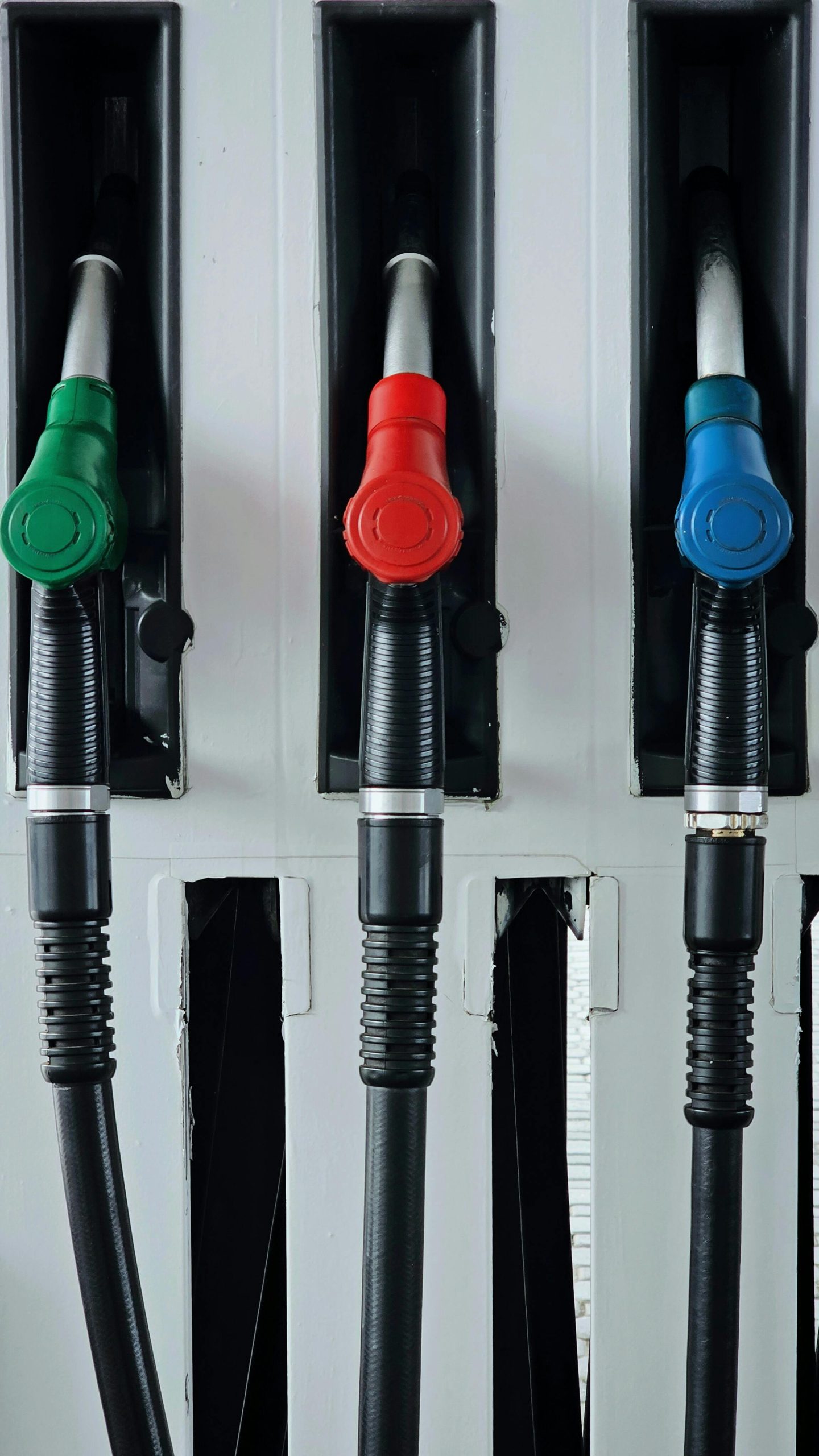 Conductrice diesel inquiète face à la panne AdBlue - avertissement tableau de bord et facture de 2000 euros évitée grâce au traitement Mitosaldaite